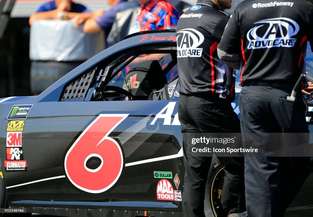 AUTO: APR 27 NASCAR Xfinity Series - Sparks Energy 300