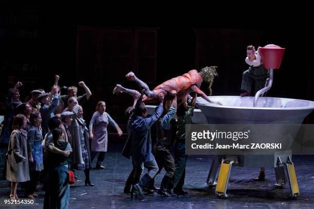 Christophe Mortagne dans « Le Roi Carotte » de Jacques Offenbach, l'opera-bouffe-féerie en trois actes d'après le liivret de Victorien Sardou tiré du...