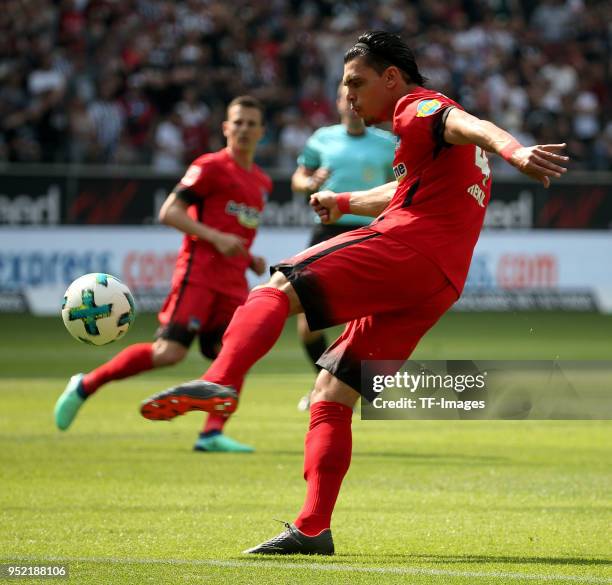 Karim Rekik of Hertha controls the ball during the Bundesliga match between Eintracht Frankfurt and Hertha BSC at Commerzbank-Arena on April 21, 2018...