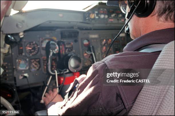 Commander Zero 306 Commander Zero Stock Photos, High-Res Pictures, and Images - Getty ...