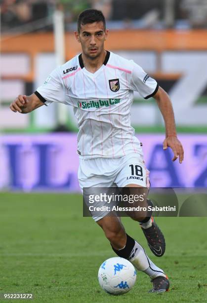 Ivaylo Chochev of US Citta di Palermo in action during the serie B match between Venezia FC and US Citta di Palermo at Stadio Pier Luigi Penzo on...