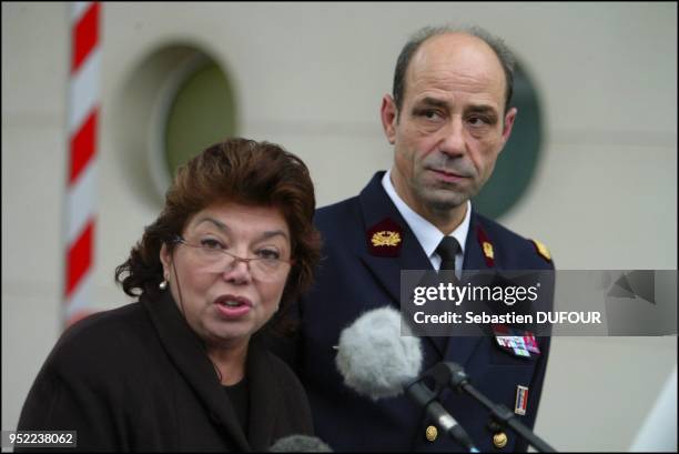Leila Chahid with aid doctor general Christian Estripau.