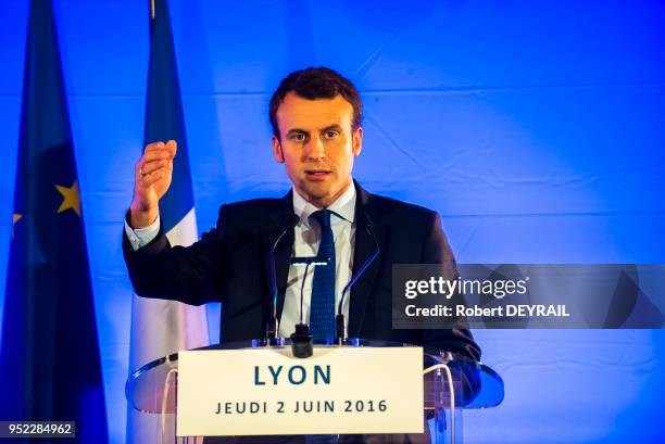 Emmanuel Macron, Ministre de l'Économie et des Finances prononce un discours à l'Hotel de Ville de Lyon, le 2 Juin 2016 à Lyon, France.