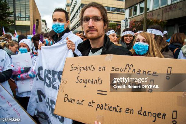 Organisations représentatives des personnels de santé et des étudiants en soin infirmier ont manifesté dans les rues le 8 novembre 2016, Lyon,...