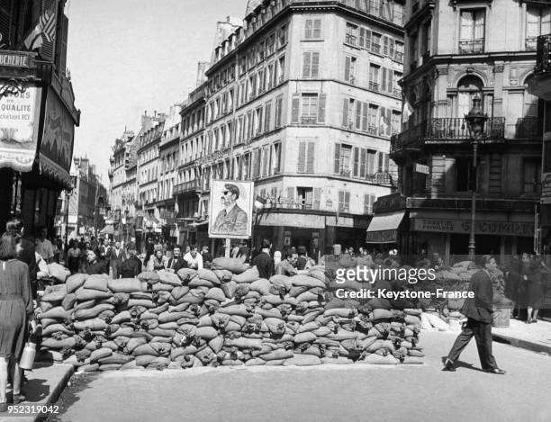 An effigy of Adolf HITLER is set up at the juntion of the streets "Faubourg Montmartre", "Provence" and "Richer" in the 9th arrondissement of Paris...