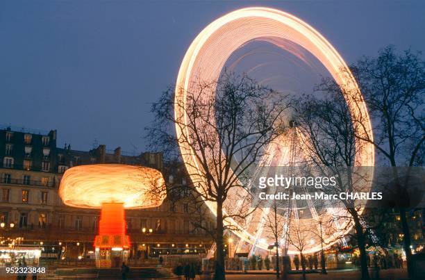 Fête foraine au Jardin des Tuileries. 19921200 Paris : fête foraine au Jardin des Tuileries. 19921200.