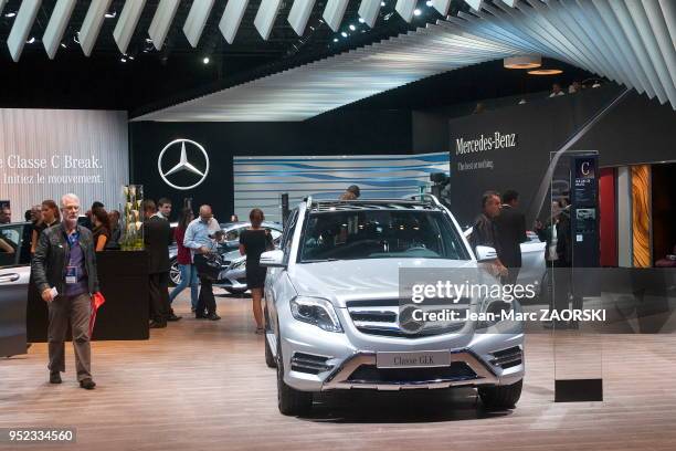 La Mercedes GLK 220 CDI 4MATIC presentee sur le stand Mercedes Benz pendant le Mondial de l'Automobile, a Paris en France le 2 octobre 2014.