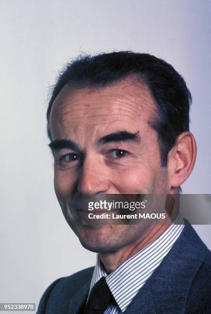 Portrait de Robert Badinter en novembre 1982 à Paris, Français.