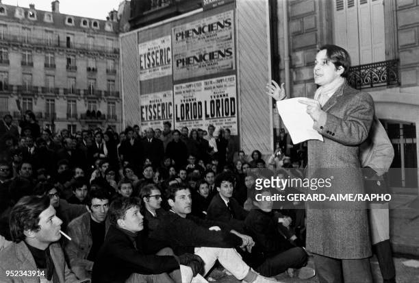 "Langlois" demonstration, Jean-Pierre LEAUD, France, Paris 19680318 Manifestation "Langlois", Jean-Pierre LEAUD, France, Paris 19680318.