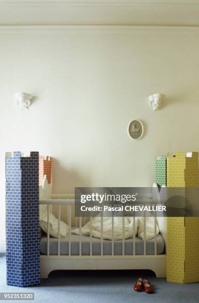 Chambre d'enfant dans l'appartement de la dessinatrice Nicole Lambert à Paris, France.