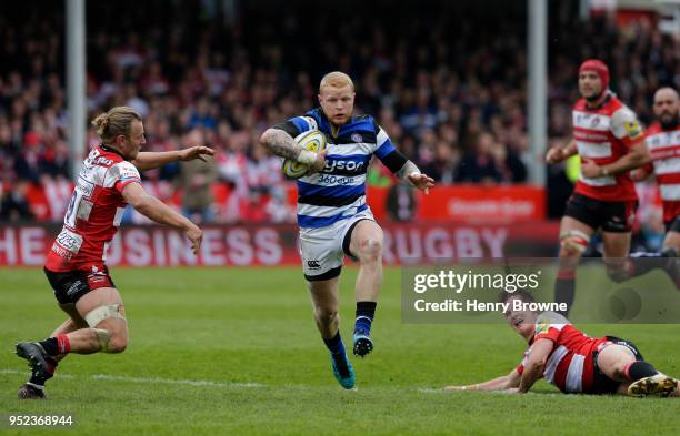 Tom Rugby Bath Homer Of Bath Photos and Premium High Res Pictures - Getty Images