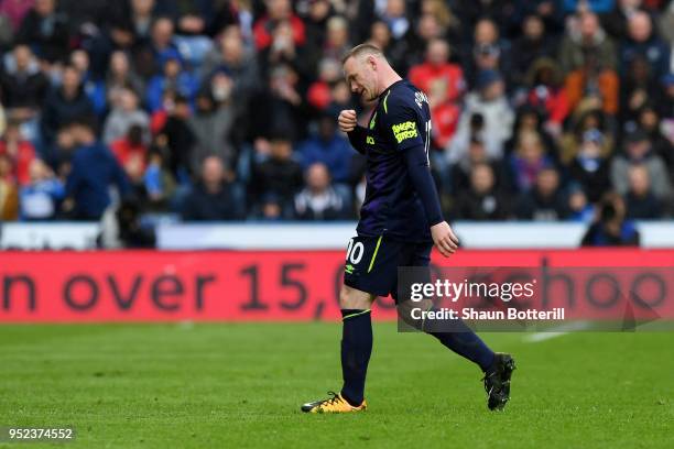 Wayne Rooney of Everton is substituted off during the Premier League match between Huddersfield Town and Everton at John Smith's Stadium on April 28,...