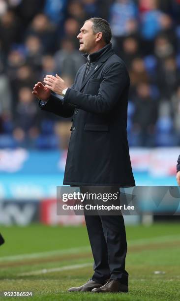 Manager Paul Clement of Reading looks dejected after a shot goes wide during the Sky Bet Championship match between Reading and Ipswich Town at...