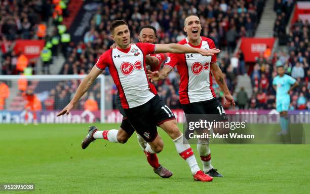 Dusan Tadic of Southampton celebrates after scoring his second to make it 2-1 to Southampton during the Premier League match between Southampton and...