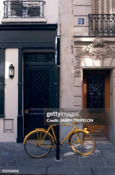 Paris, 6th and 7th arrondissement, the Sèvres Babylone district. France: Paris, 6ème et 7ème arrondissement, le quartier de Sèvres Babylonne.