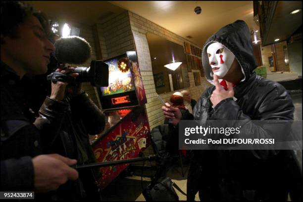 Prostitutes demonstrate in Paris to protest bill planning to make soliciting an offence.