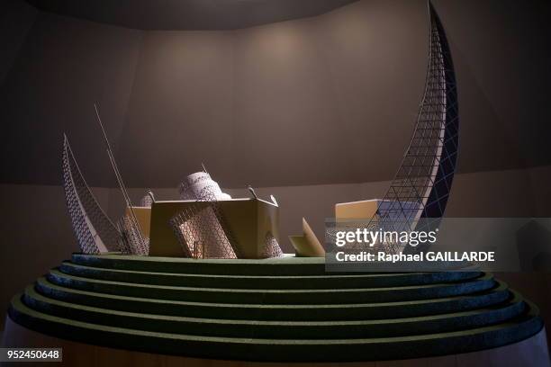 Exposition "L'étrange cité de Ilya et Emilia Kabakov" au Grand Palais, le 2 mai 2014, Paris, France. Le centre de l'energie cosmique : est une...