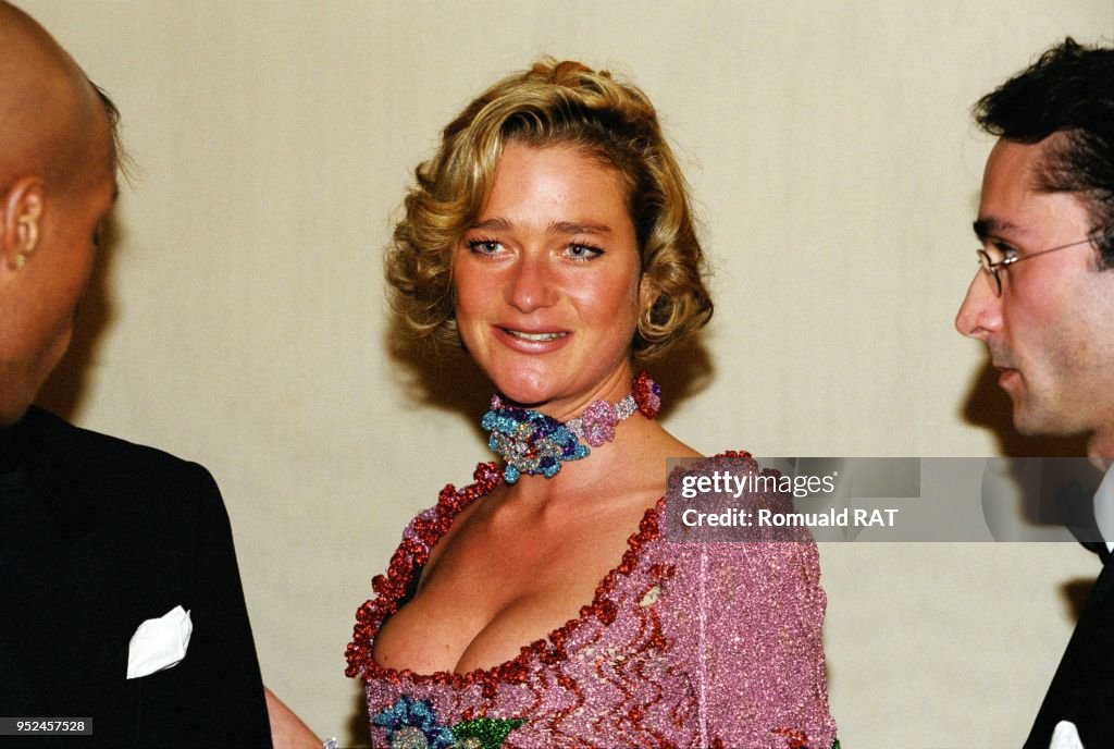PARIS: REMISE DU PRIX "THE BEST" 1999
