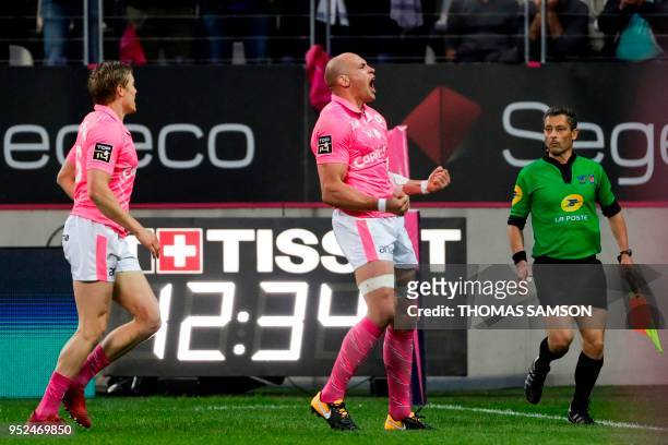 Stade Francais's Italian number eight Sergio Parisse reacts after he scored a try during the French Top 14 rugby union match between Paris Stade...