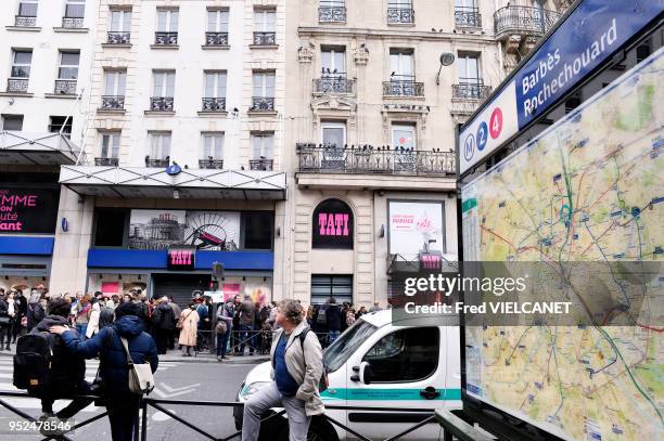 Manifestation des salariés de Tati, le 4 mai 2017, devant le magasin principal du groupe dans le quartier de Barbès, Paris, France. "Les enseignes...