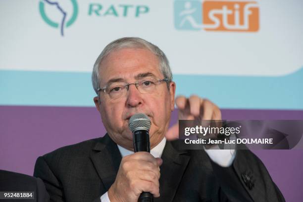 Jean-Paul Huchon président du conseil régionial Ile de France lors de l'inauguration du tunnelier qui va creuser la future station Pont Cardinet de...