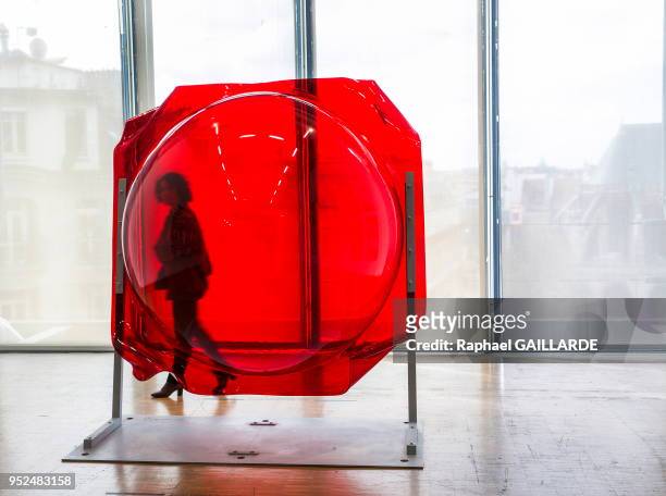 Oeuvre 'Souffle mai 1968' de Gérard Fromanger exposée le 10 avril 2016 au centre Georges Pompidou, Paris, France.