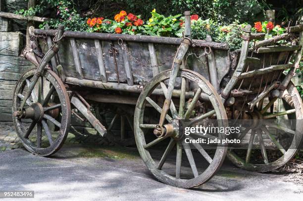 old wooden cart with wooden wheels - wooden cart wheels stock pictures, royalty-free photos & images