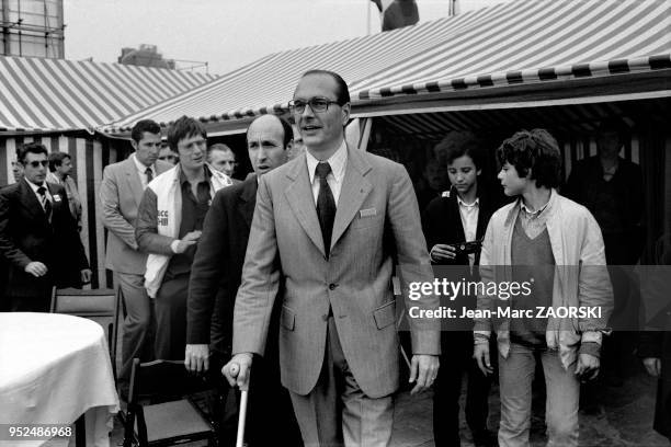 Jacques Chirac, homme politique francais, fondateur et président du RPR depuis 1976, ici durant le meeting de son parti pendant la campagne pour les...