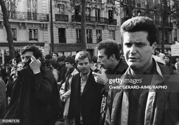 Lors de la manifestation du 1er mai, de gauche à droite: J.P DUTEUIL , Danielle SCHULMAN , Daniel COHN-BENDIT, Marc KRAVETZ et Tiennot GRUNBACH...