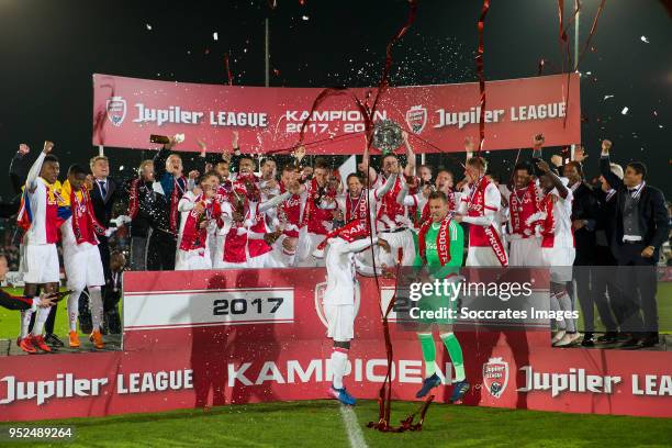 Coach Michael Reiziger of Ajax U23, assistant trainer Winston Bogarde of Ajax U23, Dominik Kotarski of Ajax U23, Luis Orejjuela of Ajax U23, Danilho...