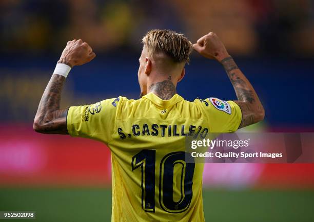 Samuel Castillejo of Villarreal celebrates a goal during the La Liga match between Villarreal and Celta de Vigo at Estadio de la Ceramica on April...