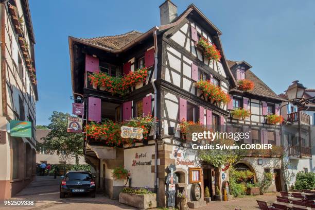 France,Bas-Rhin ,Obernai,Place de l'Etoile,restaurant Zum Schnogaloch.