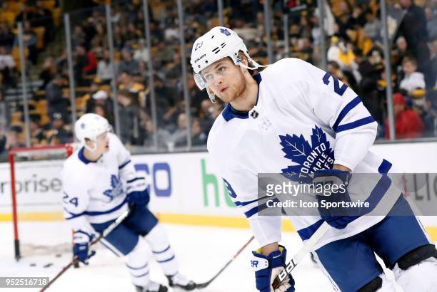 Toronto Maple Leafs right wing William Nylander warms up before Game 5 of the First Round for the 2018 Stanley Cup Playoffs between the Boston Bruins...
