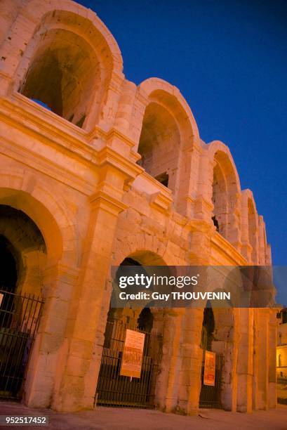Les Arènes d'Arles sont un amphithéâtre romain construit vers 80 ap. J.-C. / 90 ap. J.-C., dans le cadre des extensions flaviennes de la ville.