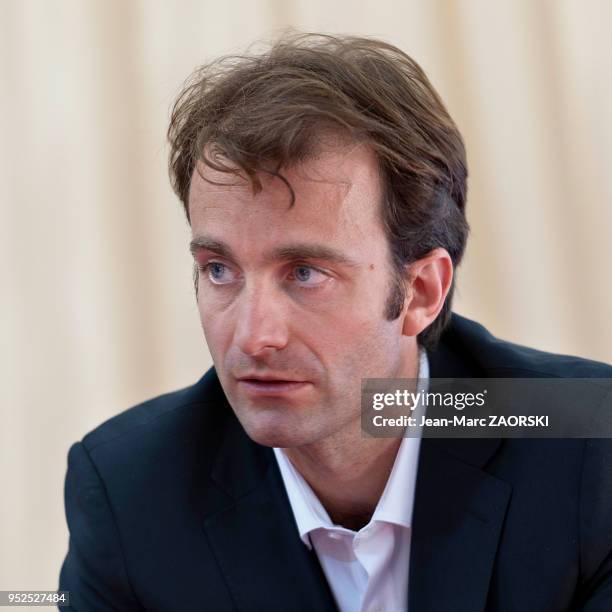 Portrait de Alexandre Lacroix, écrivain, essayiste et journaliste française et directeur de la rédaction de « Philosophie Magazine », à l'occasion de...