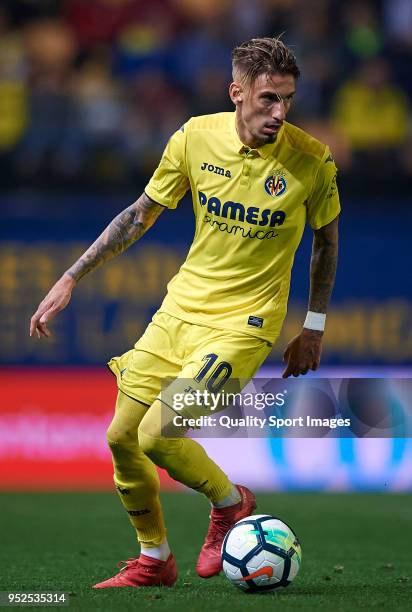 Samuel Castillejo of Villarreal in action during the La Liga match between Villarreal and Celta de Vigo at Estadio de la Ceramica on April 28, 2018...