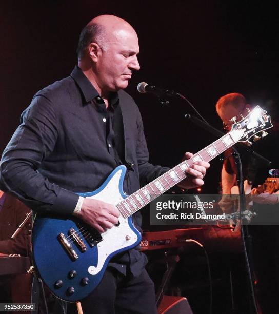 Shark Tank's Kevin O'Leary joins Steve Liesman & The Mooncussers on stage during Mother Nature Network Presents White House Correspondents' Jam IV on...