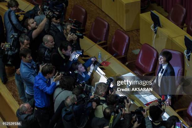 Carole Delga présidente de la région Midi-Pyrénées Languedoc-Roussillon à la première assemblée plénière dans l'hémicycle de l'hotel de région le 4...