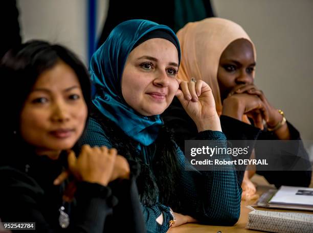 Rencontre avec un groupe de 14 réfugiés originaire principalement de Syrie et d?Irak dans un centre de formation linguistique, le 11 octobre 2016 à...