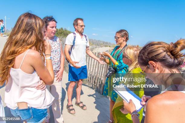 Première manifestation pro burkini, le 11 septembre 2016 à Carnon, Hérault, France. Elle n'a rassemblé qu'une dizaine de personnes, Catherine Kallal...