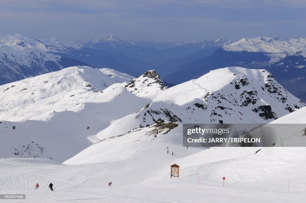 Ski Slope, Meribel Ski Resort, Tree Valley Skiing Area, Tarentaise Valley, Savoie, France