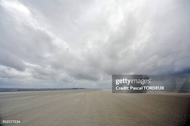 SEASIDE LA BAIE DE SOMME, PICARDIE, FRANCE.