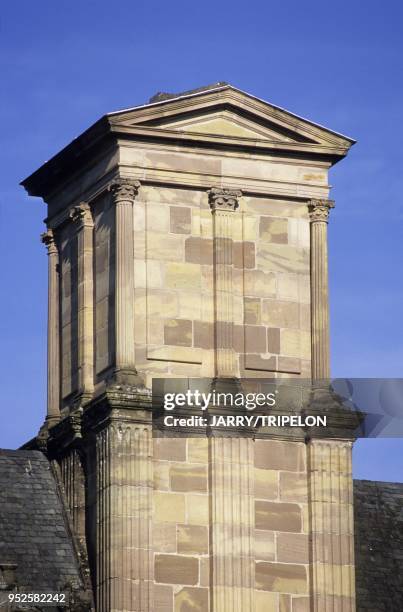 Cheminee exterieur en forme de temple grec, musee d art et d histoire, Hotel Labenche construit en 1540 pour Jean II de Calvimont, Brive, departement...