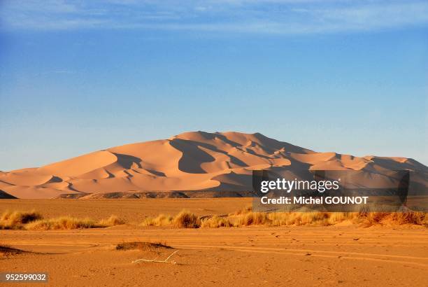 Paysages du desert de roches de l'Akakous dans le sud de la Libye.