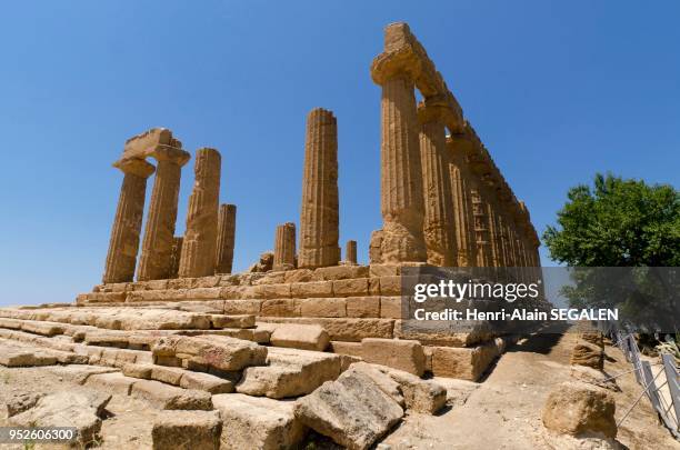 Ruines du Temple d'Hera, dans la Vallée des Temples, à Agrigente. Vestige en tuf calcaire.