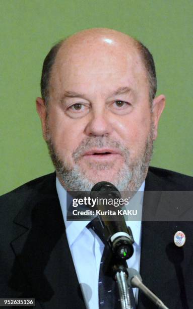 Conférence de presse d'Antonio Espinos, président de la fédération internationale de karaté au Japan National Press Club le 8 janvier 2015 à Tokyo,...