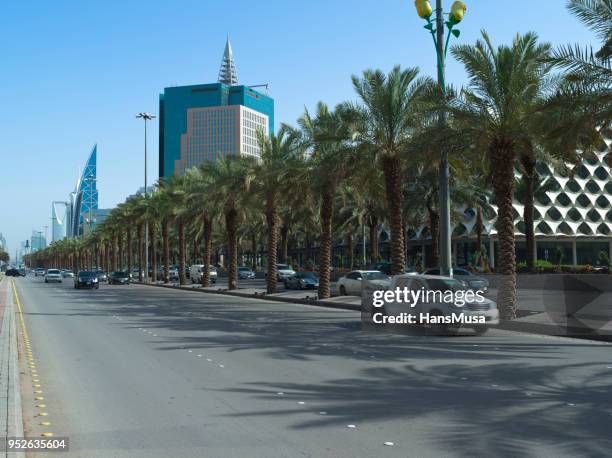 How to Easily Book Your Luxury Maybach Van in Riyadh