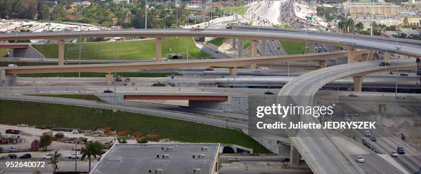 Noeud d'autoroute, 11 mai 2015, Miami, Floride, Etats-Unis.