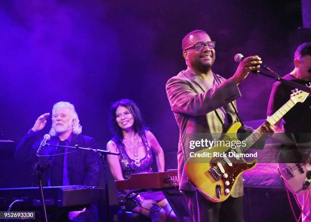 Host/Rolling Stones Keyboardist Chuck Leavell joins Senior career govt. Officials Christina Sevilla and Bryan Greene of Suspicious Package perform...