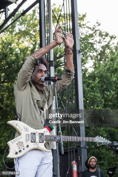 Stringz Rapper 846 Strings (Rapper) Stock Photos, High-Res Pictures, and Images ...